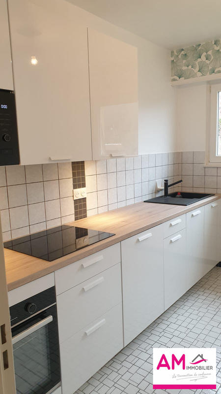 Appartement - 85 m² - 4 pièces