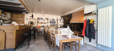 Maison de village - 350 m² - 17 pièces