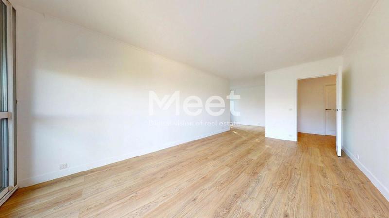 Appartement - 104 m² - 5 pièces