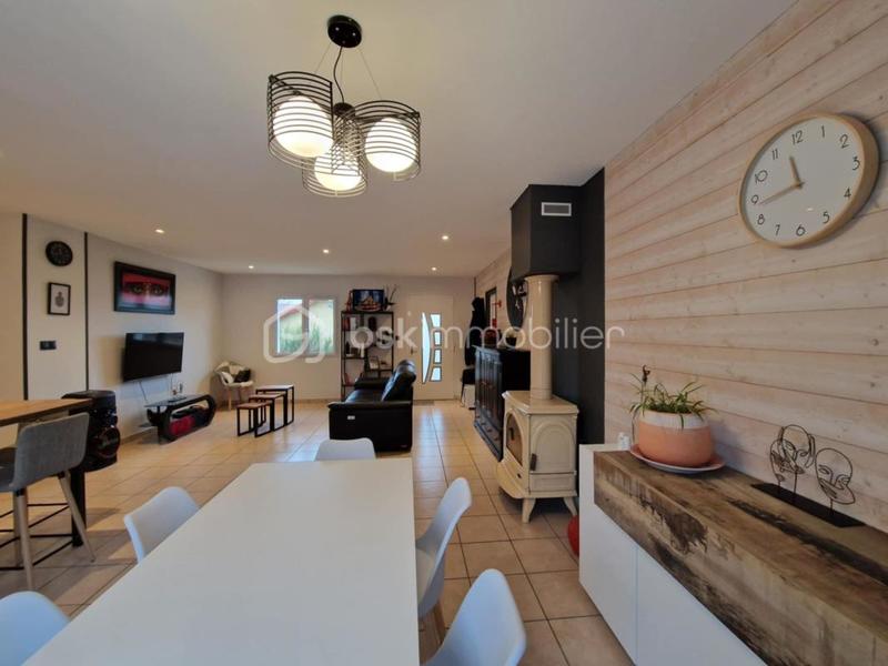 Maison - 114 m² - 5 pièces