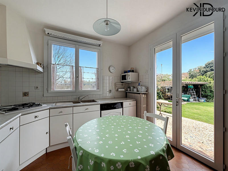 Maison - 150 m² - 8 pièces