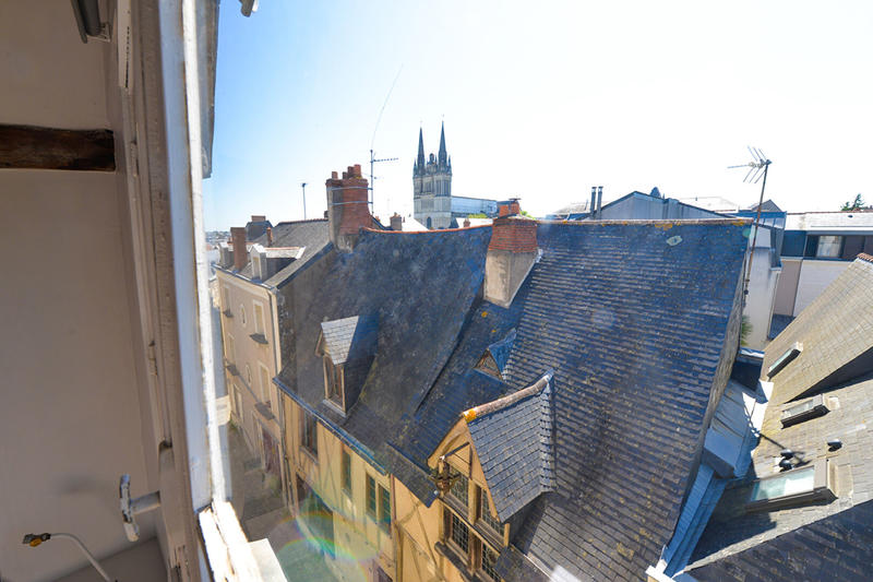 Maison - 94 m² - 4 pièces