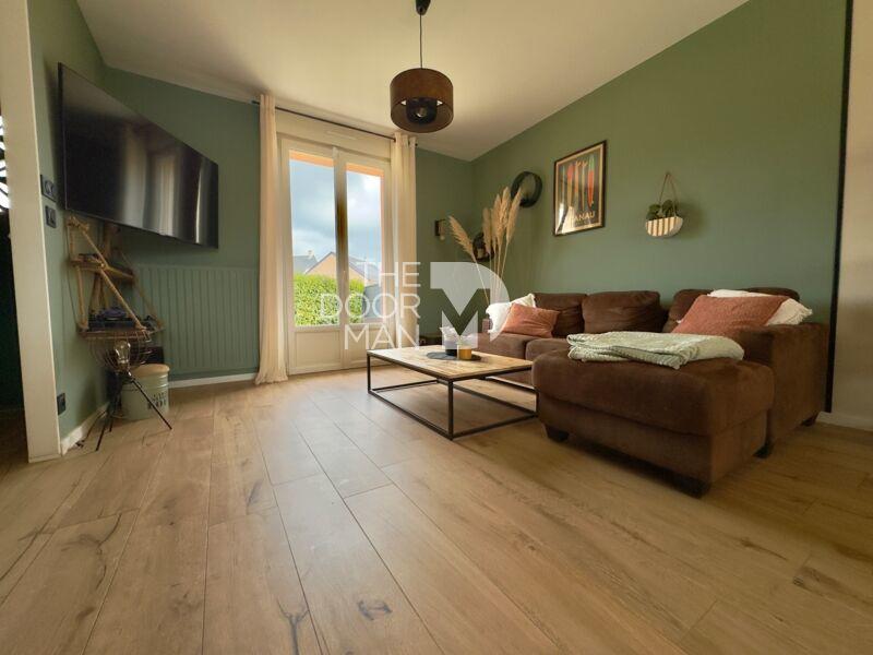 Maison - 89 m² - 5 pièces