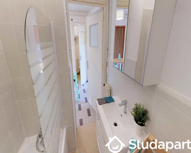 Chambre - 50 m² - 1 pièce