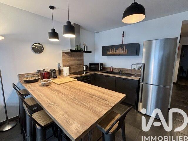 Appartement - 60 m² - 3 pièces