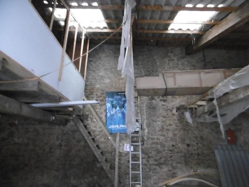 Parking / Garage - 69 m²