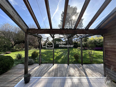 Maison - 200 m² - 9 pièces