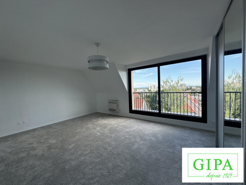 Appartement - 193 m² - 3 pièces