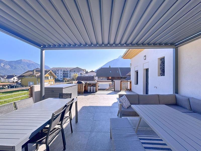 Appartement - 153 m² - 5 pièces