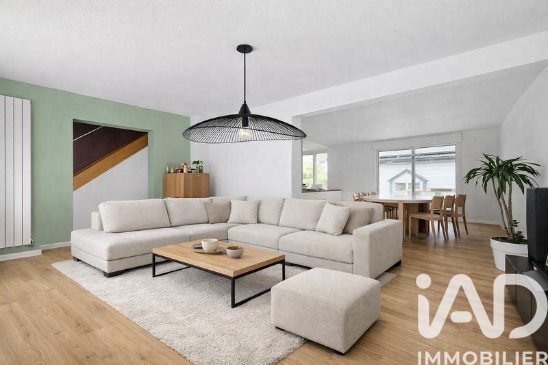 Maison - 110 m² - 5 pièces