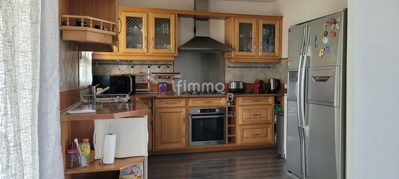 Maison - 177 m² - 8 pièces