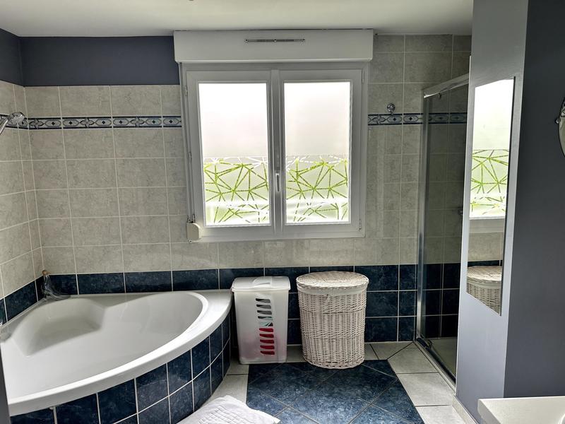 Maison - 163 m² - 6 pièces