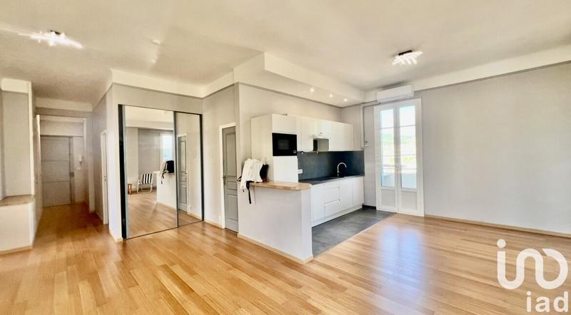 Appartement - 86 m² - 3 pièces