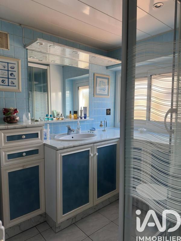 Maison - 121 m² - 5 pièces