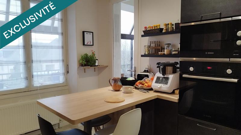 Maison - 200 m² - 9 pièces