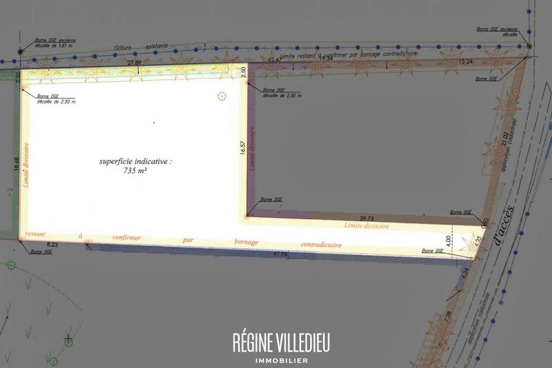Terrain - 735 m²