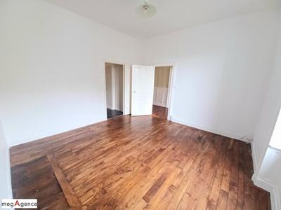 Appartement - 85 m² - 3 pièces