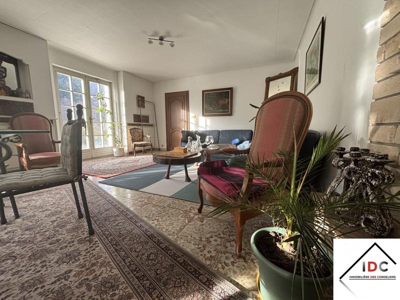 Maison - 172 m² - 5 pièces