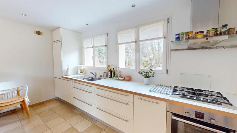 Maison - 116 m² - 6 pièces