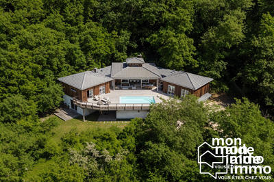 Maison contemporaine - 227 m² - 7 pièces