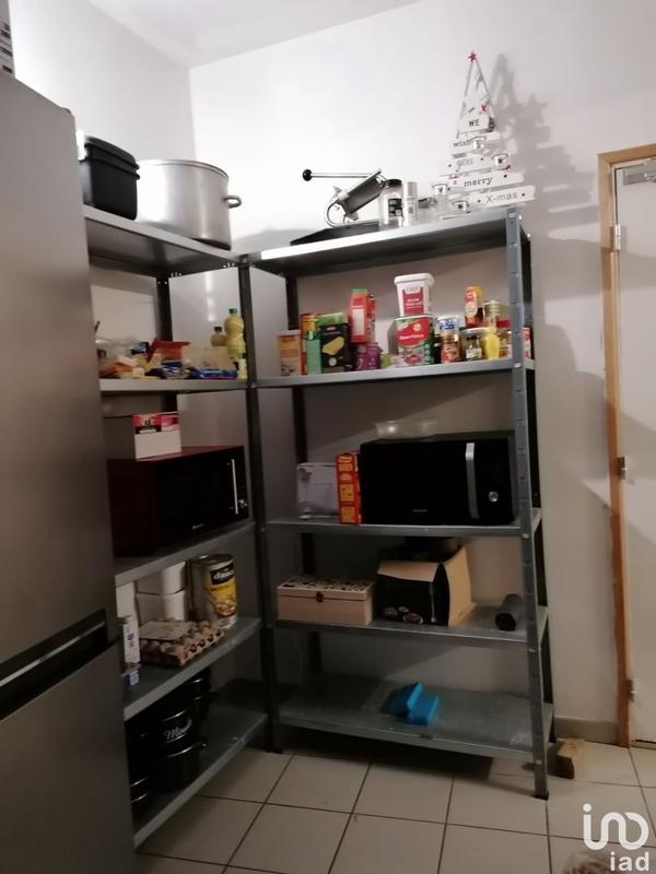 Local commercial - 281 m²