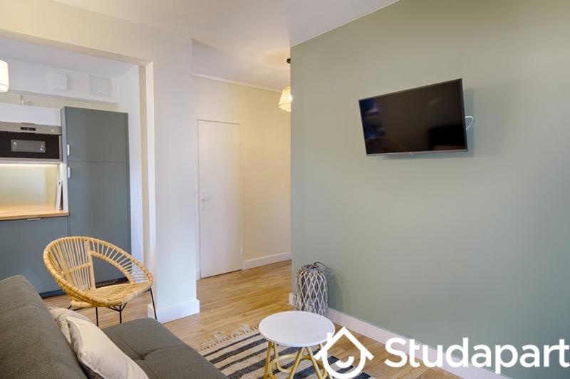 Chambre - 12 m² - 1 pièce