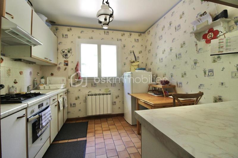 Pavillon - 130 m² - 6 pièces