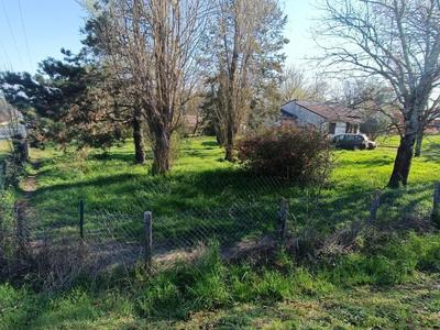 Terrain constructible - 627 m²