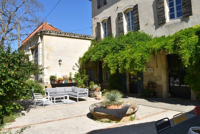 Propriété - 675 m² - 21 pièces