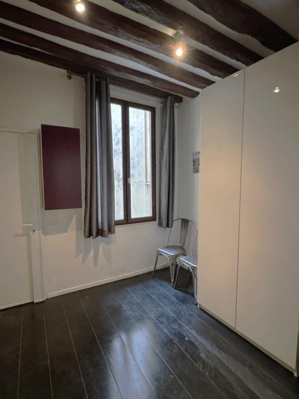 Studio - 21 m² - 1 pièce