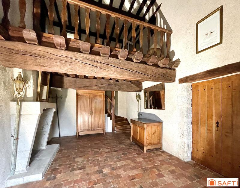 Maison - 285 m² - 15 pièces