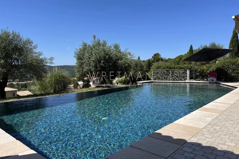 Villa - 180 m² - 5 pièces