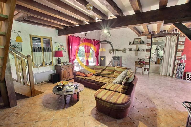 Propriété - 365 m² - 12 pièces