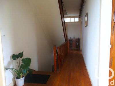 Maison - 194 m² - 10 pièces