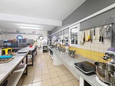 Local commercial - 150 m²