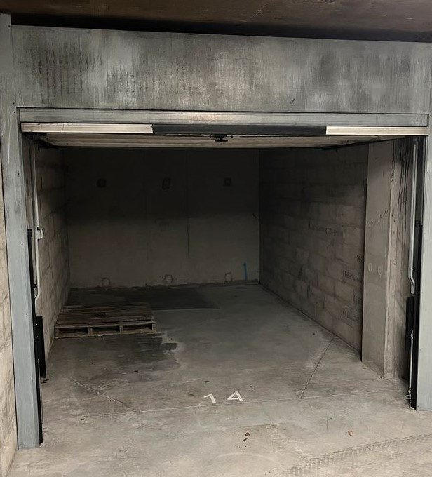 Parking / Garage - 29 m²