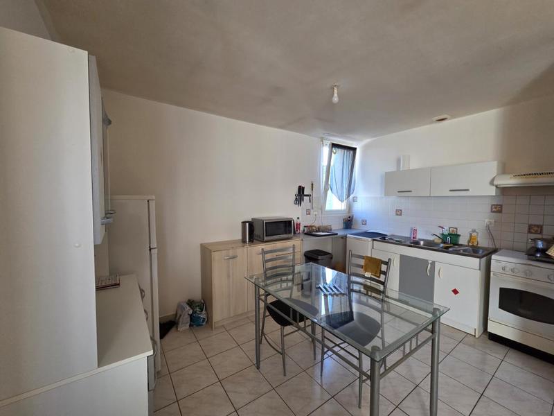 Maison - 176 m² - 12 pièces