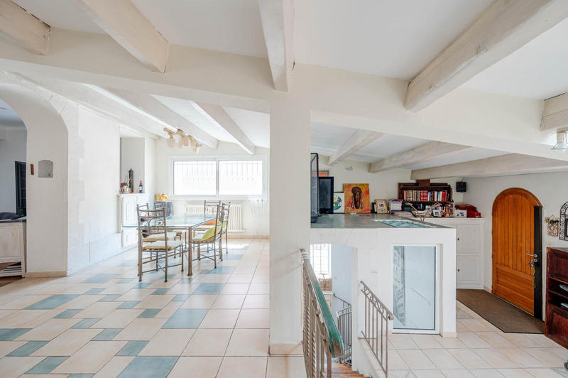 Maison - 187 m² - 4 pièces