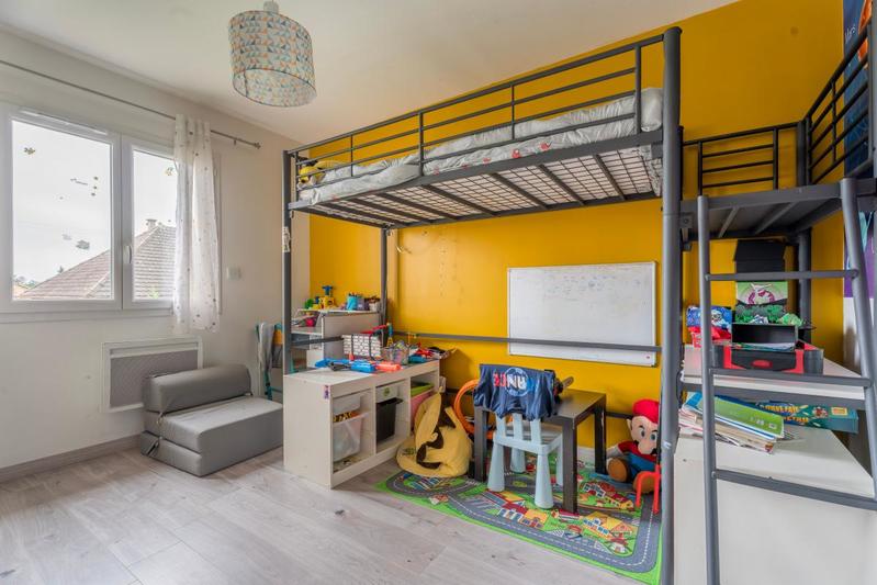 Maison - 104 m² - 5 pièces