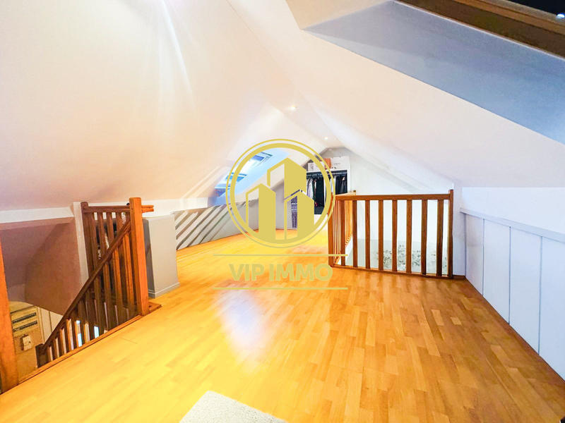 Maison - 106 m² - 5 pièces