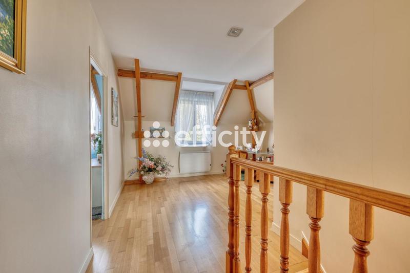 Maison - 155 m² - 7 pièces