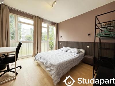 Chambre - 9 m² - 1 pièce