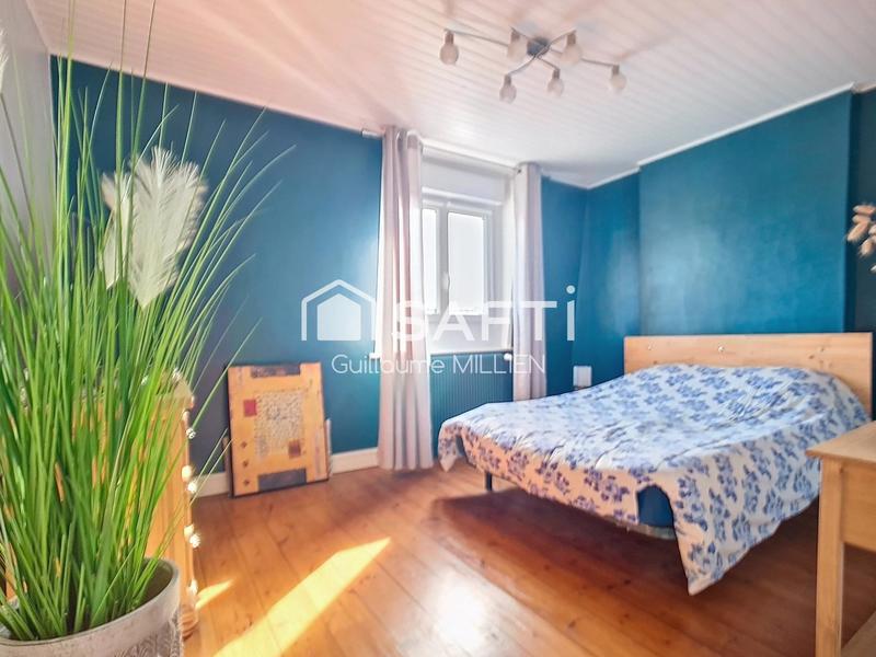 Maison - 90 m² - 5 pièces