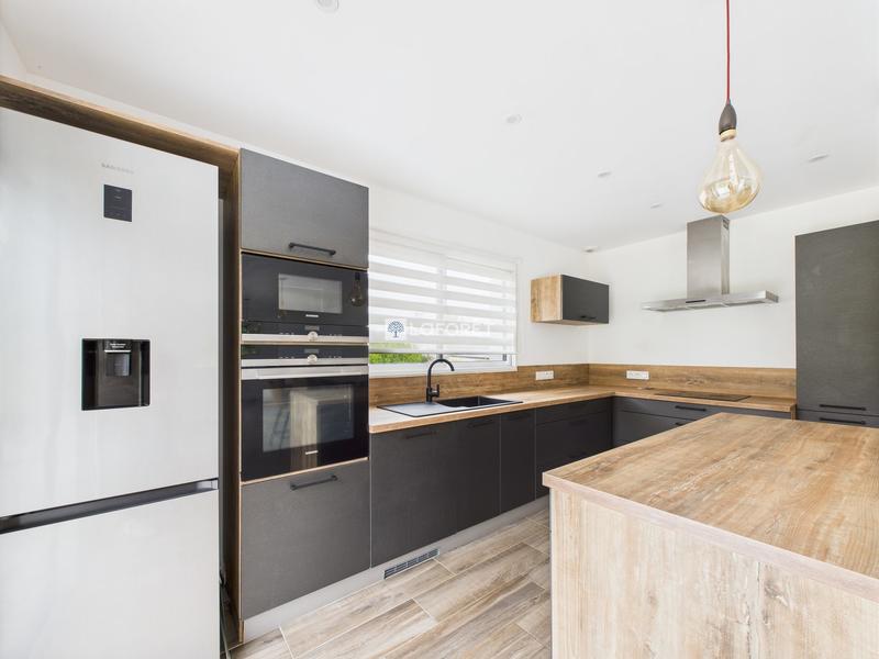 Maison - 103 m² - 4 pièces