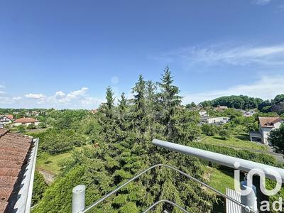 Appartement - 86 m² - 4 pièces