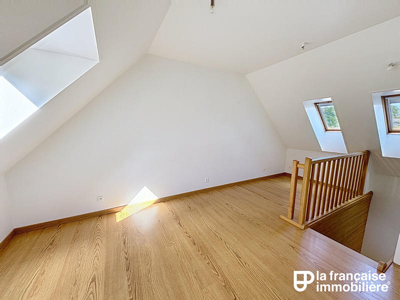 Maison - 145 m² - 7 pièces