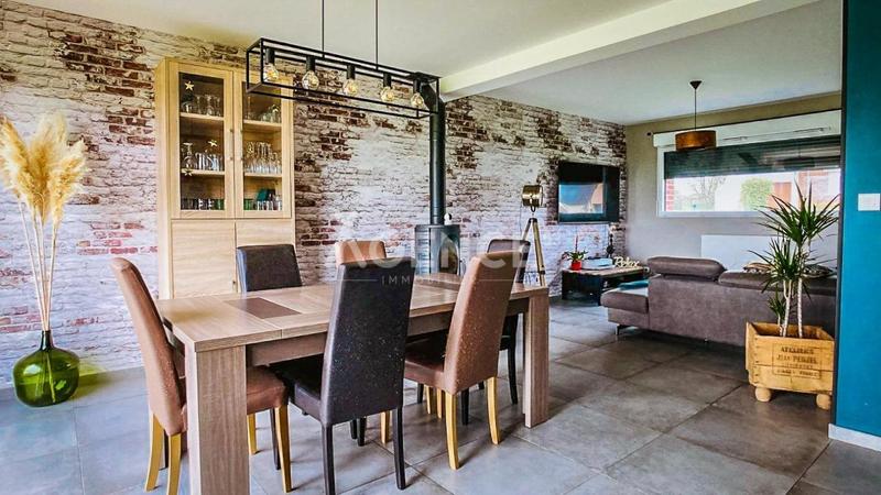 Propriété - 132 m² - 6 pièces