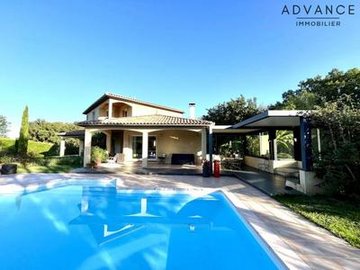 Maison - 172 m² - 6 pièces