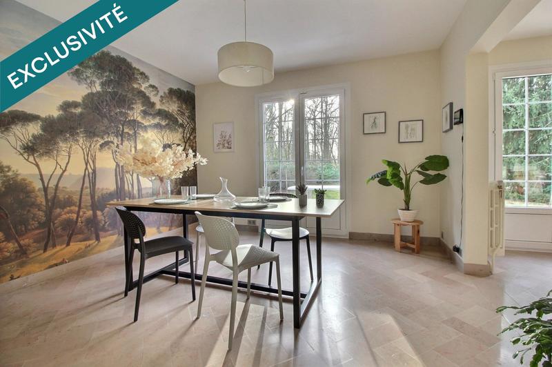 Maison - 163 m² - 8 pièces