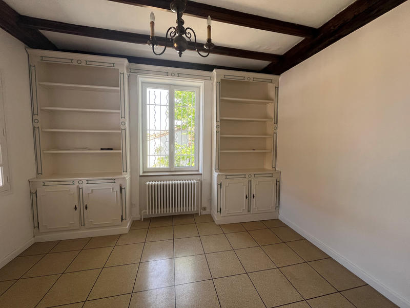 Maison - 185 m² - 7 pièces